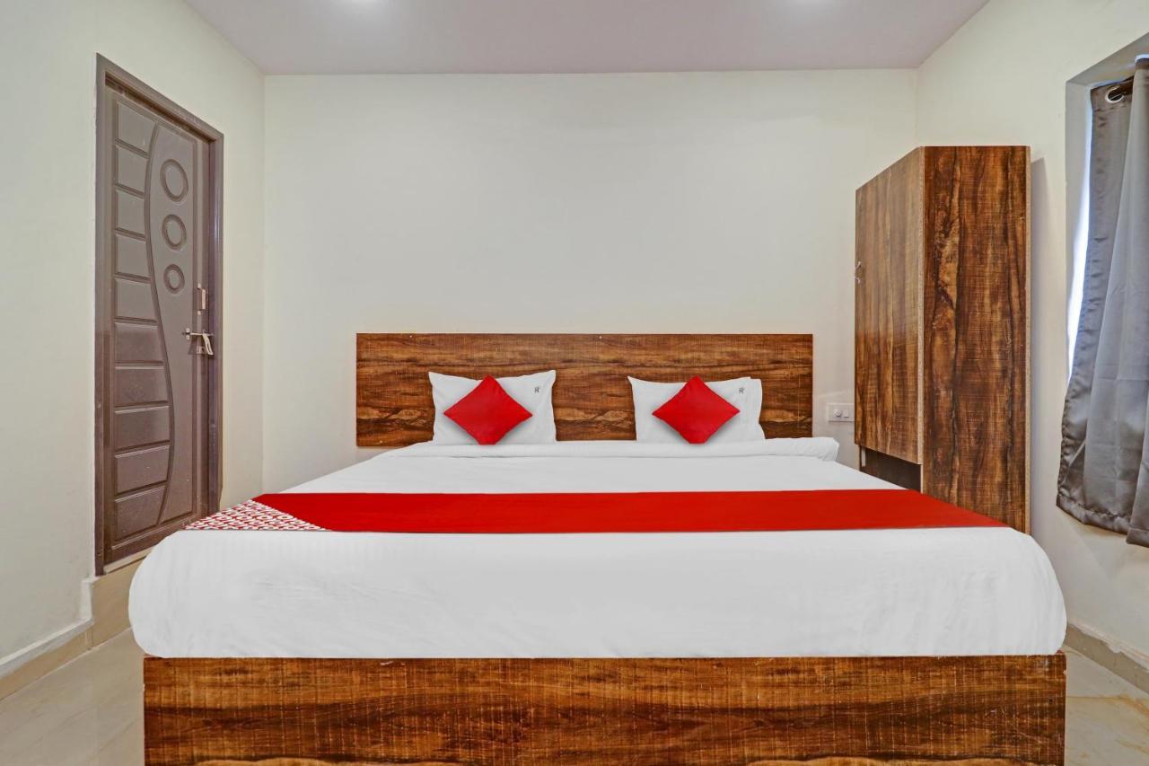 Hotel O R Square Inn Хидерабад Екстериор снимка